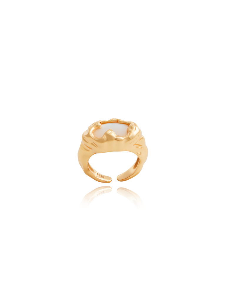 Vintage gold irregular ring